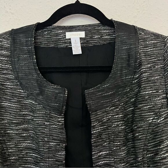 Chico’s Wool Blend Textured Blazer Jacket Size 1 / M(8) - Picture 4 of 9